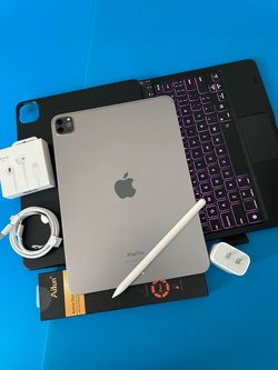 Apple IPad Pro 11” 4th Generation (2022 Model / M2 chip ) 128GB with Keyboard, pen & Accessories (256gb /512GB)