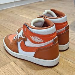Jordan 1 High
Method of Make Desert Orange (Women's)