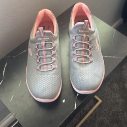 Sketcher, tennis shoes, size 8