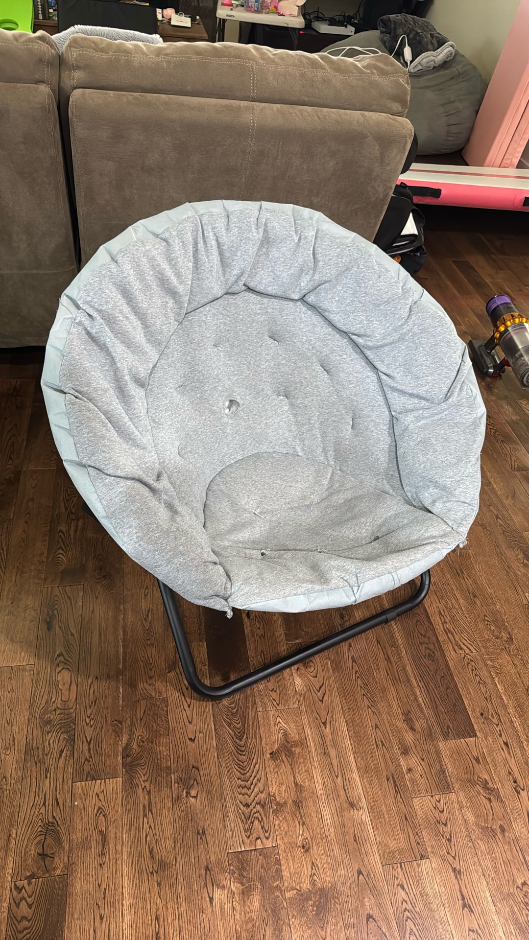 Free Chair