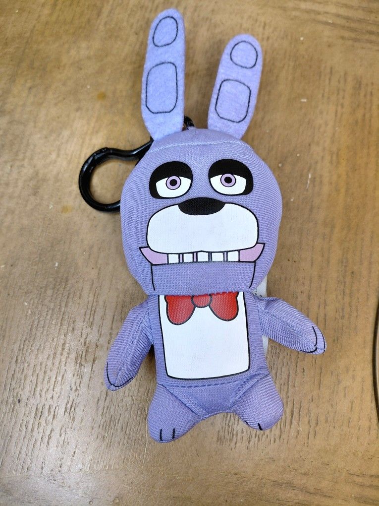FIVE NIGHTS AT FREDDY'S COLLECTOR CLIPS 5" INCH PLUSH SINGLE BONNIE