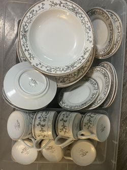 Wellesley China Set 