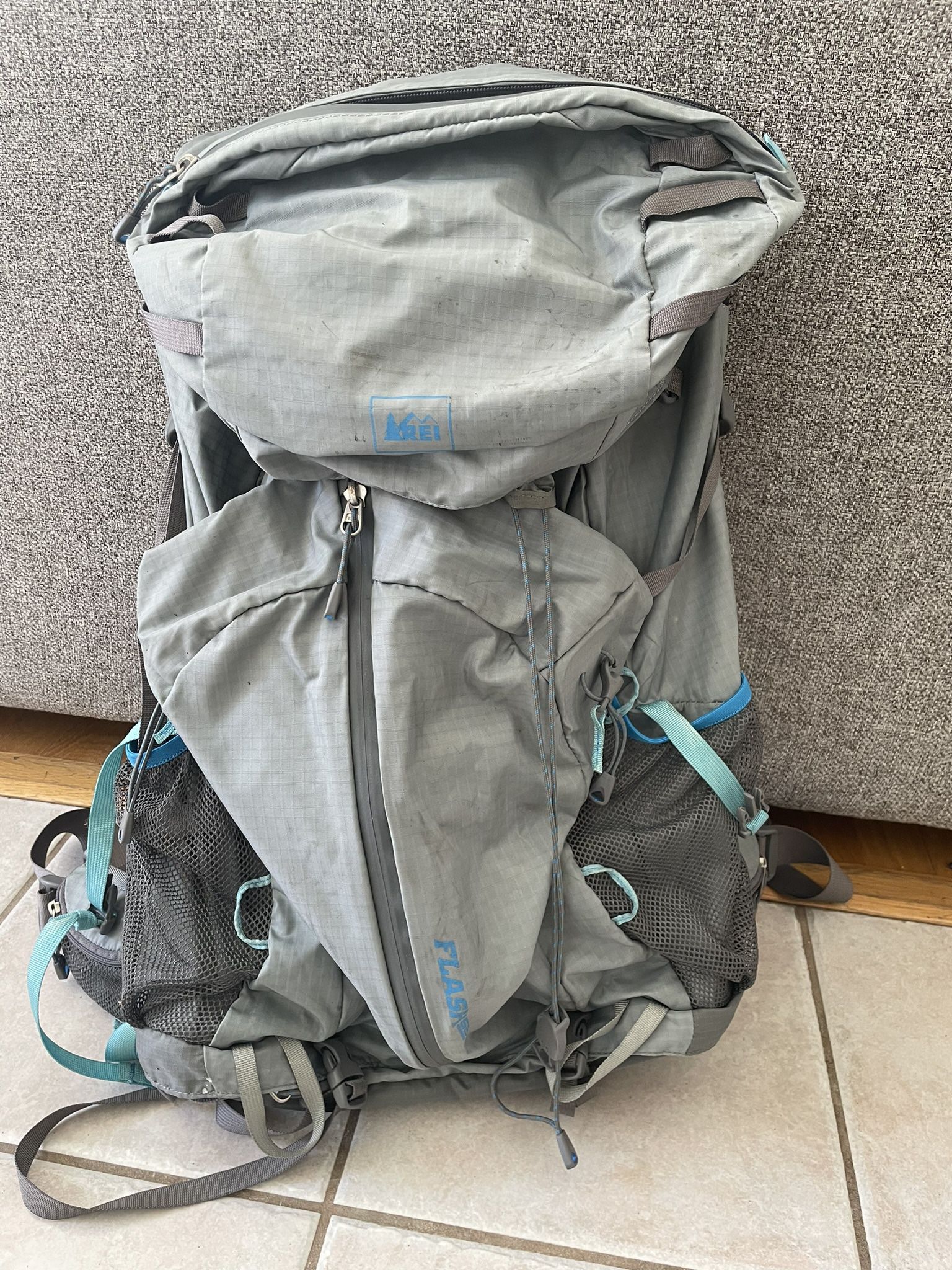 Backpacking bag