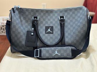 Jordan Duffle Bag — N. Carolina Blue