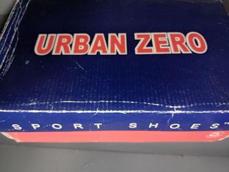 Tennis shoes good condition