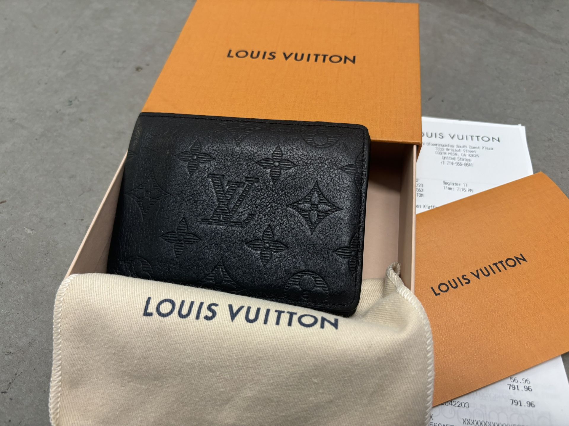Black Louis Vuitton Wallet Used