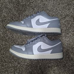 Jordan 1 Low Vintage Grey 