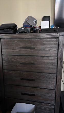 Dresser