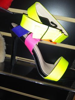 Multi colored heels (size 8)