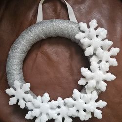 Decorative Wreaths 