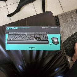 Logitech Advanced Model Mk530