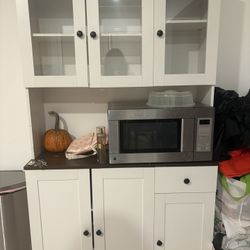 Pantry Cupboard For Sale!! Must Pick Up By 1/28
