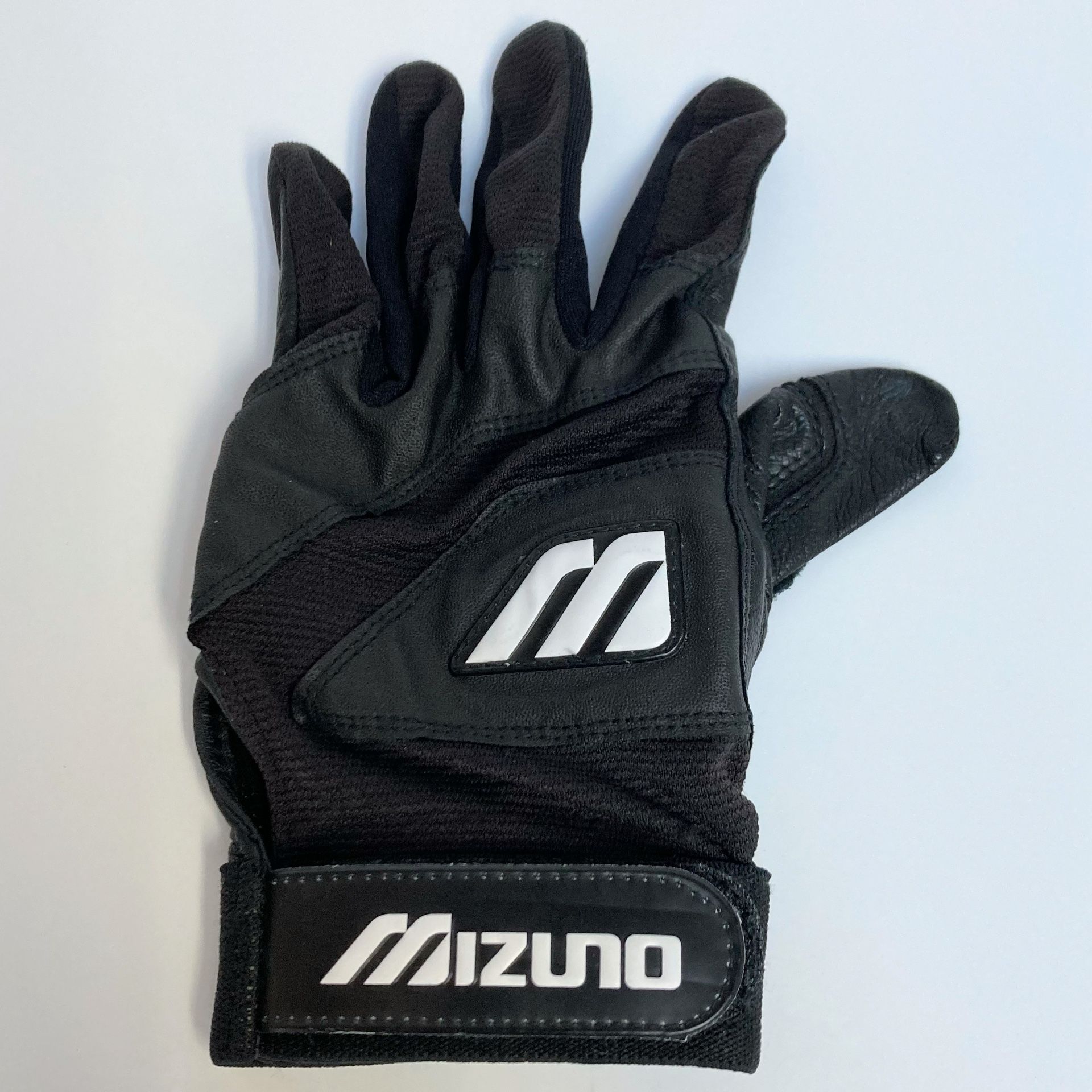 Mizuno Left-Handed Baseball/Softball Batting Glove - Adult (S)