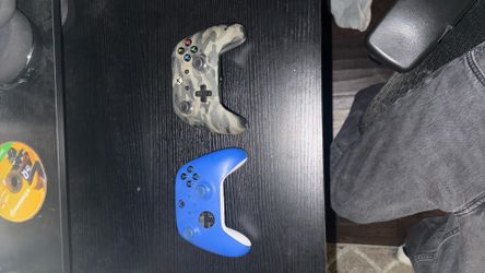 Xbox One Controllers