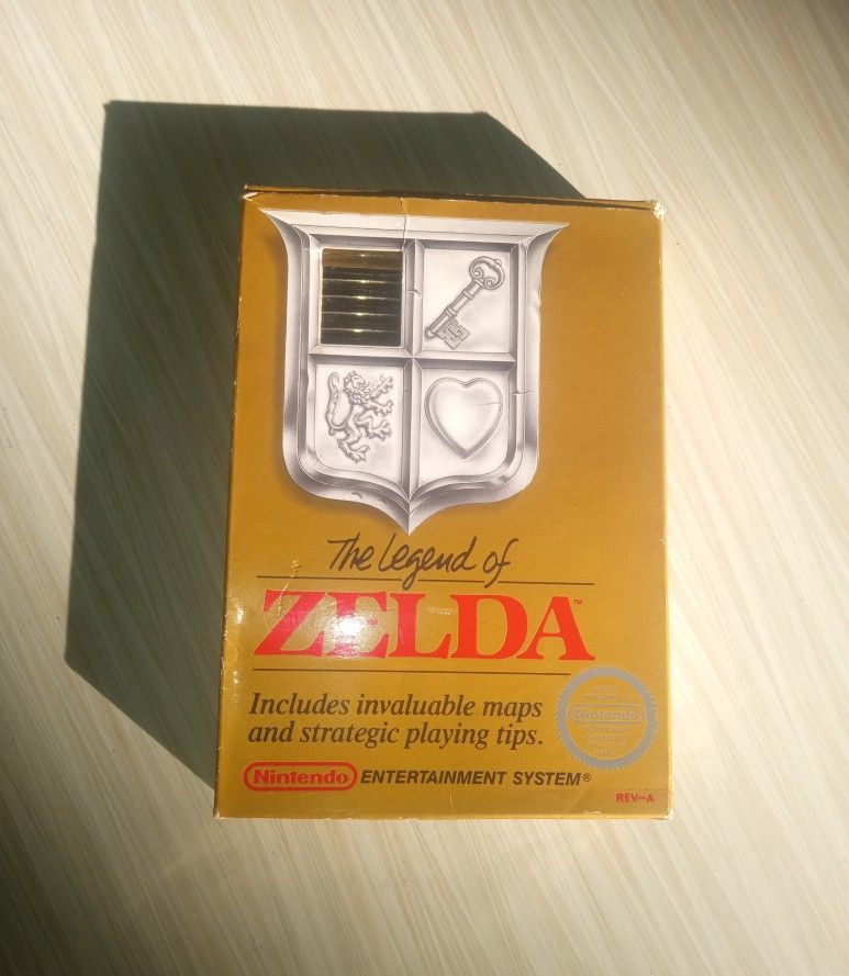 The Legend Of Zelda NES Limited Gold Cartridge