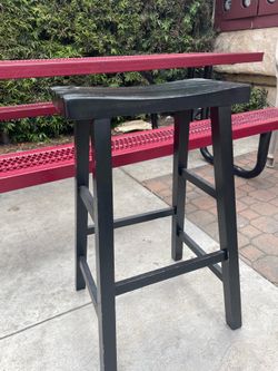 Bar stool—wide