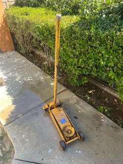 Floor jack