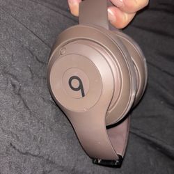 Beats Studio Pro 