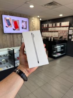 iPhone Air 256GB Unlocked - Brand New - Phoenix AZ