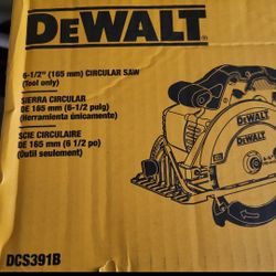 Brand New Dewalt 20v Circular Saw 6-1/2" Blade Tool Only Sealed Box $90