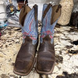 Boys Ariat boots - size 2