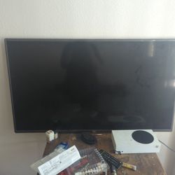 TV With Remote For 85
