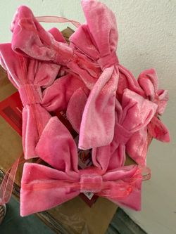 PINK BOW GARLAND