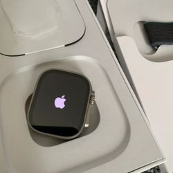 Apple Watch Ultra 2 49mm Titanium
