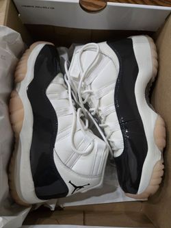 Jordan 11's women's 8.5