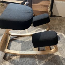 Posture Knee Chair with Thick Foam Cushions and Solid Wood Frame