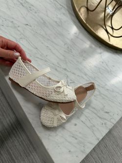 Kids brand new shoes size 10
