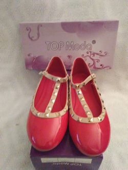 "New" Top Moda flats