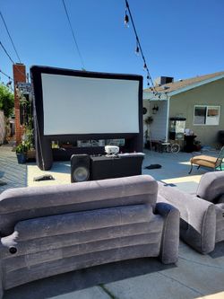 Inflatable Screen / Movie Night (READ DESCRIPTION)