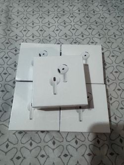 AirPods Gen 4