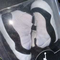 Air Jordan 11 Retro Crib Bootie *DMP Gratitude*