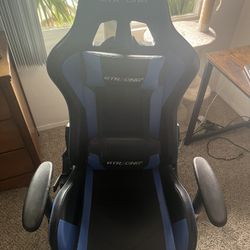 GTR Racing gaming chair W/ Bluetooth Speakers
