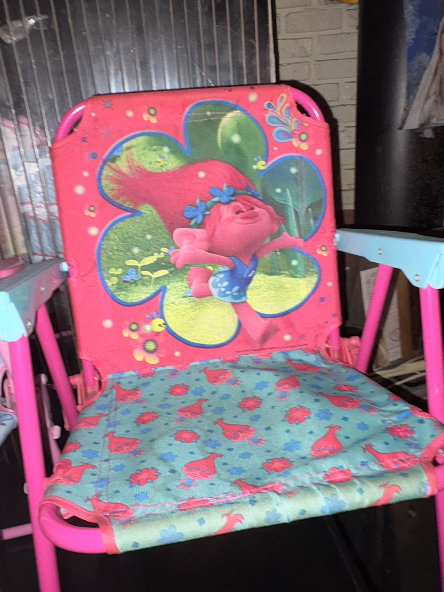 TROLLS ๐ง CHAIR for Kids
