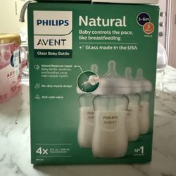 Philip Avent Glass Bottles