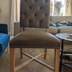 Tufted Velvet Wooden Chairs