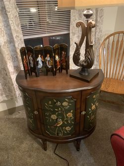 Flower Wooden Corner Cabinet With Shelves