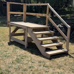FREE STEPS FOR RV OR MOBILE HOME