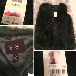 New from Macy’s Nice Jessica Simpson forest green faux fur vest Medium