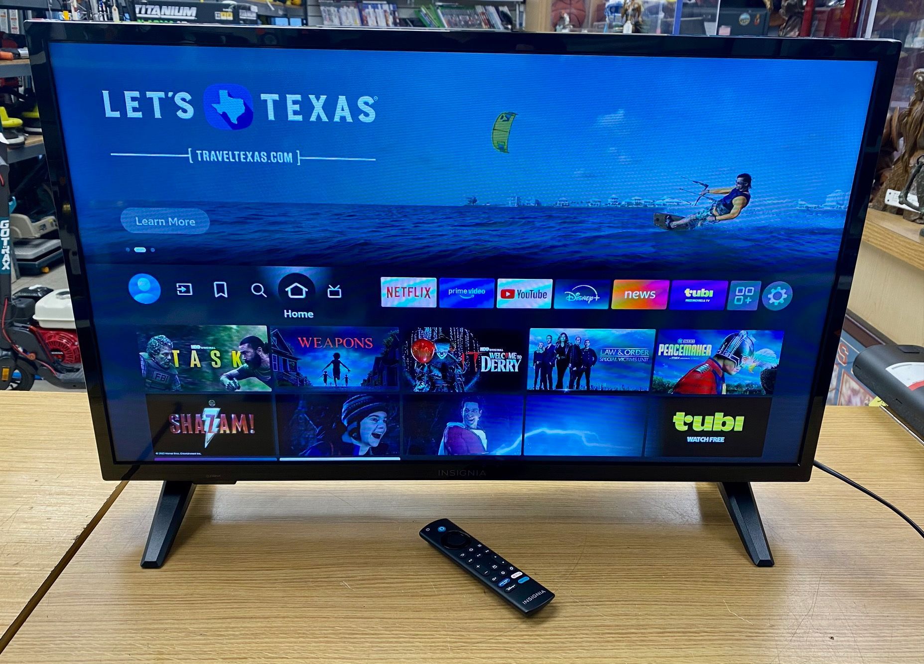 Insignia 32" Smart HD Fire TV (Model NS-32F201NA23) – Excellent Condition