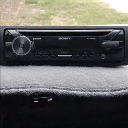 Sony 55w X 4 Cd/Bluetooth AM/FM 