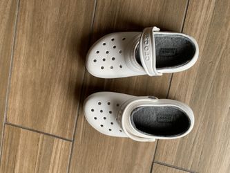 Girls Crocs