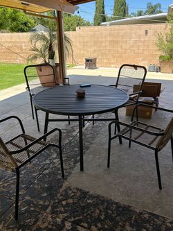 Threshold outdoor patio set