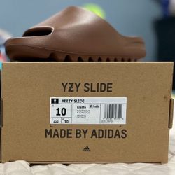 Yeezy Slides