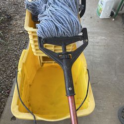 Mop bucket and mop head