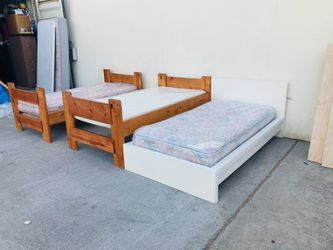 Twin Bed