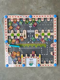 Magnetic letter game